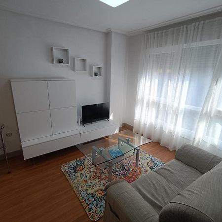 Apartamento Hospital Los Prados Parking Gratuito オビエド エクステリア 写真