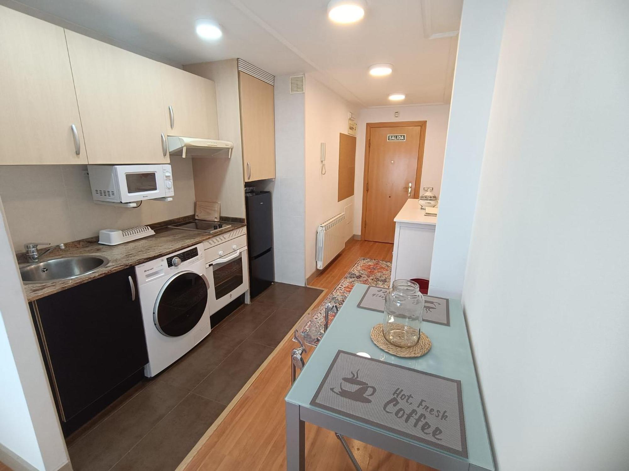 Apartamento Hospital Los Prados Parking Gratuito オビエド エクステリア 写真